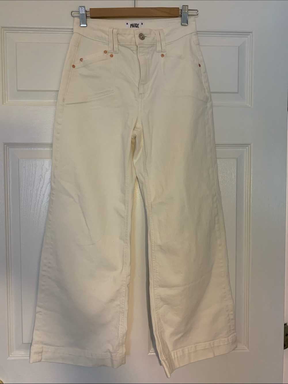 PAIGE Wide-Leg Jeans in Cream